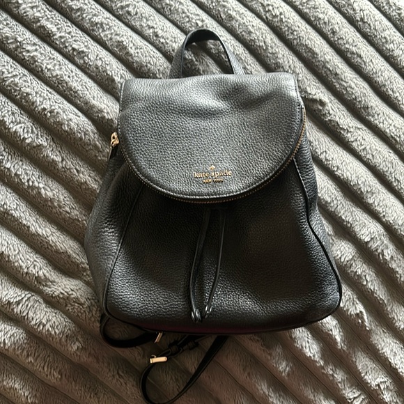 Cute Kate Spade back pack purse - Picture 1 of 4